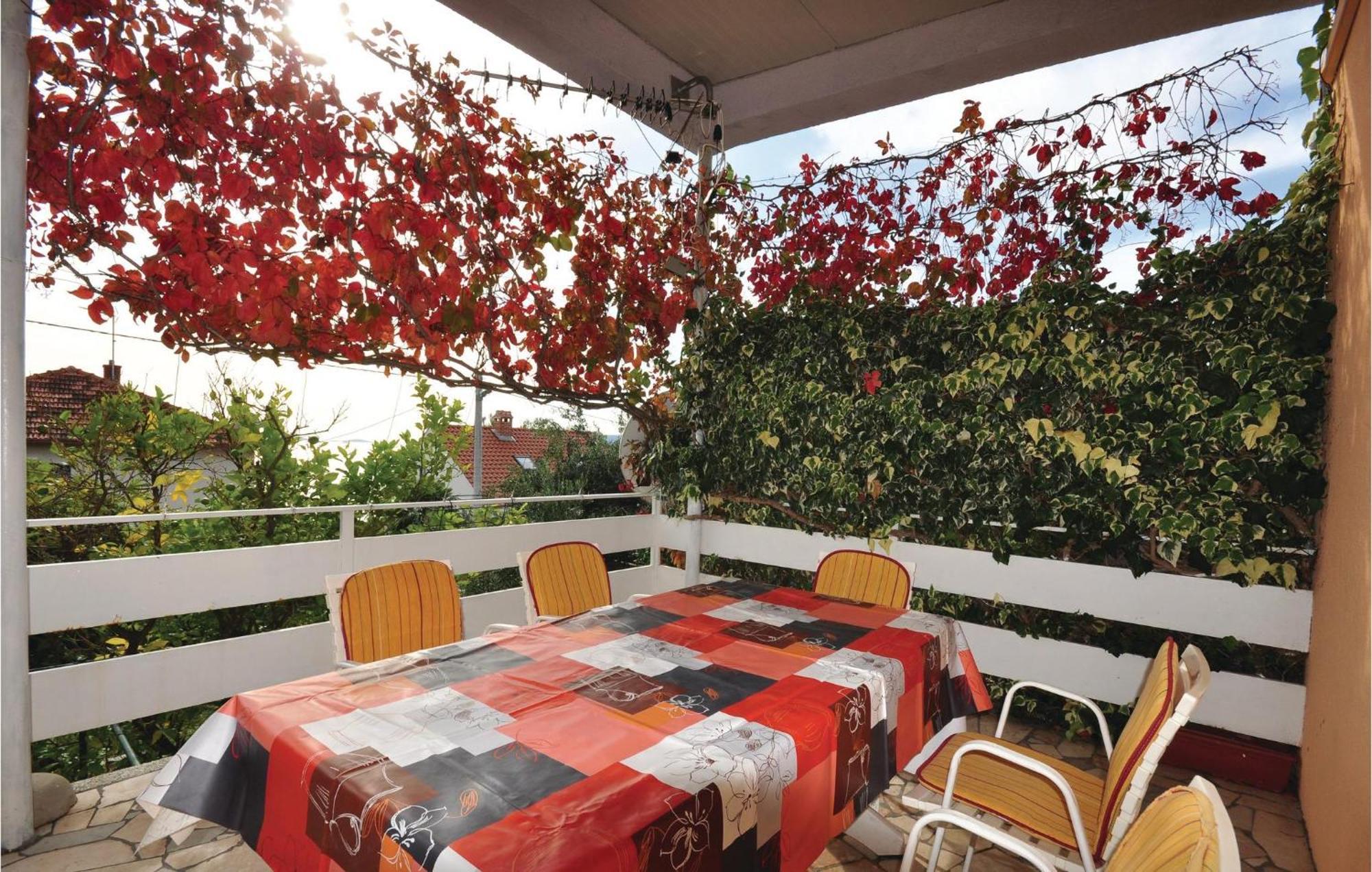 Awesome Home In Seget Vranjica With Wifi מראה חיצוני תמונה