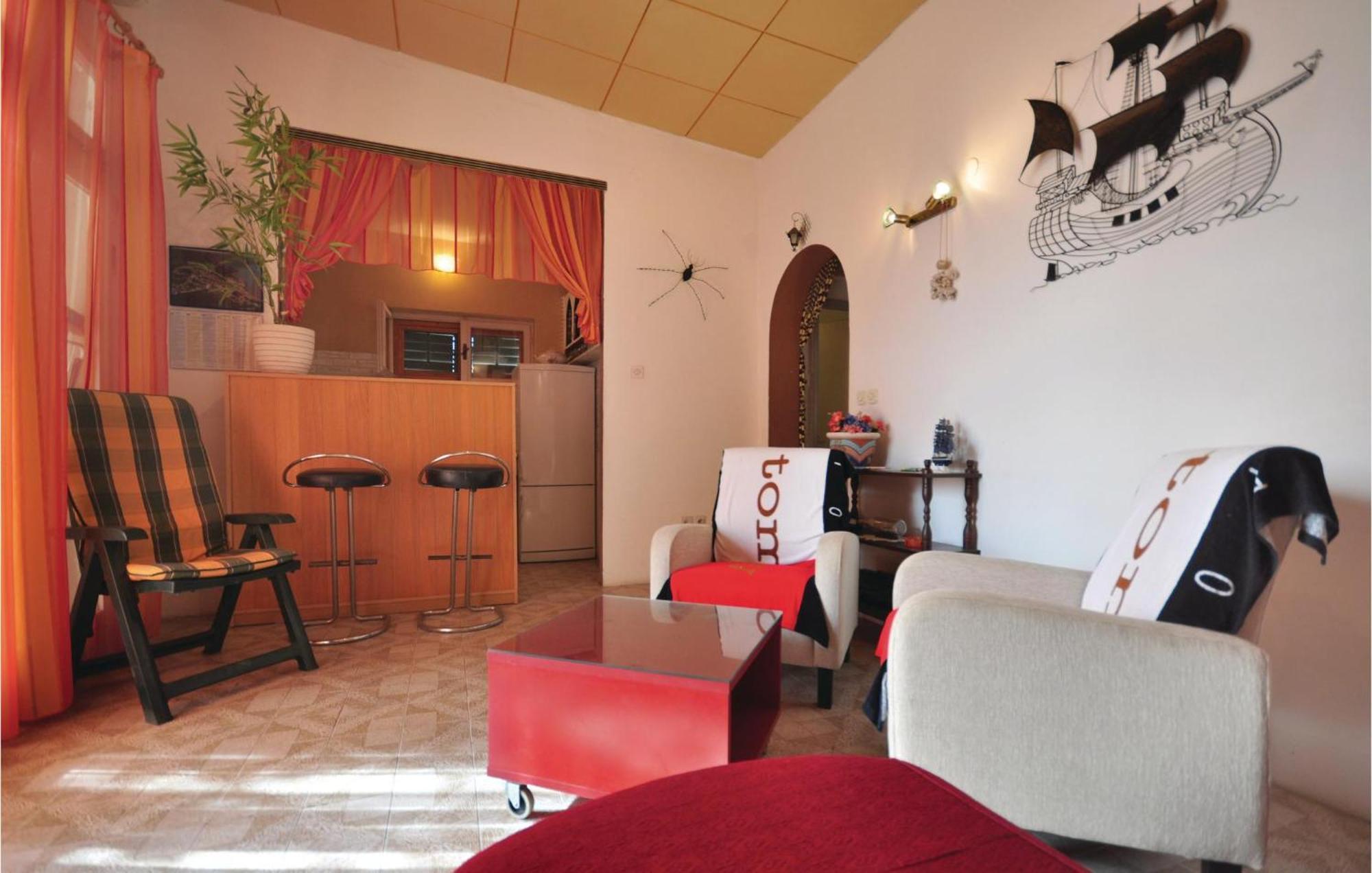 Awesome Home In Seget Vranjica With Wifi מראה חיצוני תמונה